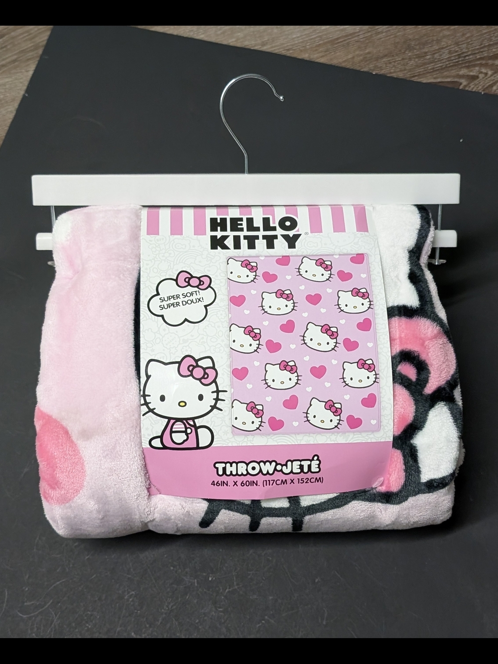 New Sanrio Hello Kitty Pink Hearts Micro Plush Throw Blanket 46" x 60" NWT